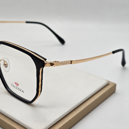 عینک پسرانه و مردانه Valenza مدل مربعی کد 019