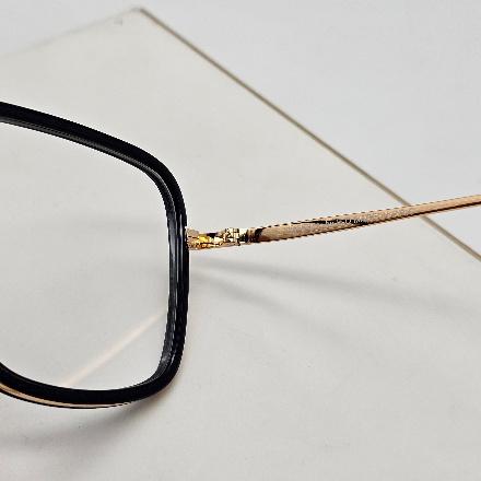 عینک مردانه و پسرانه Valenza مدل اسپورت کد 030