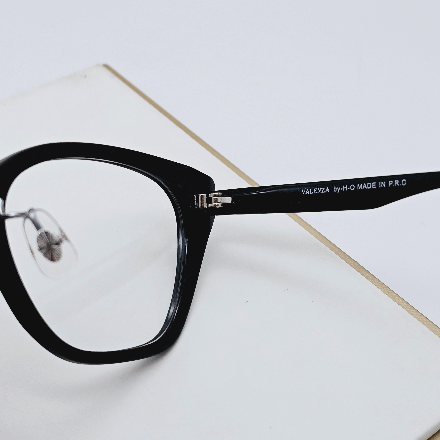 عینک زنانه Valenza مدل گوشه دار  کد 043